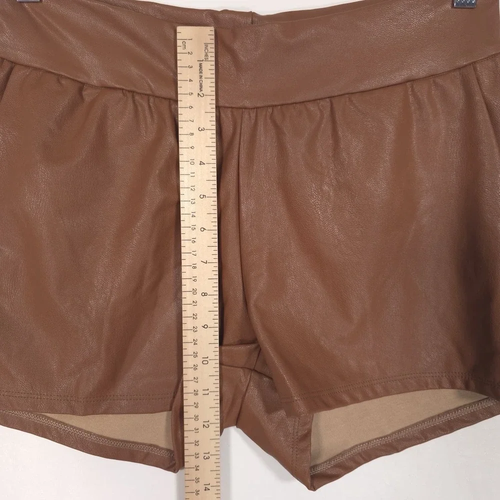 Commando Women's MEDIUM Cocoa Brown‎ Faux Leather Relaxed Shorts MADE IN USA🇺🇸